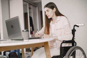Arizona Clears Fewer First-Time Disability Claims Than the Nation. Here’s What SSI Filers Should Know