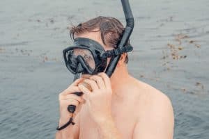 Why Some Kona Snorkel Operators Won’t Let You Wear a Full-Face Mask